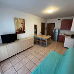 아파트 Villaggio Ai Ginepri Trilocale Superior Con 2 Bagni