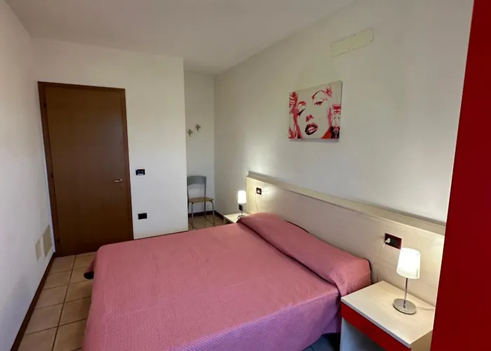 Villaggio Ai Ginepri Trilocale Superior Con 2 Bagni アパート カオルレ